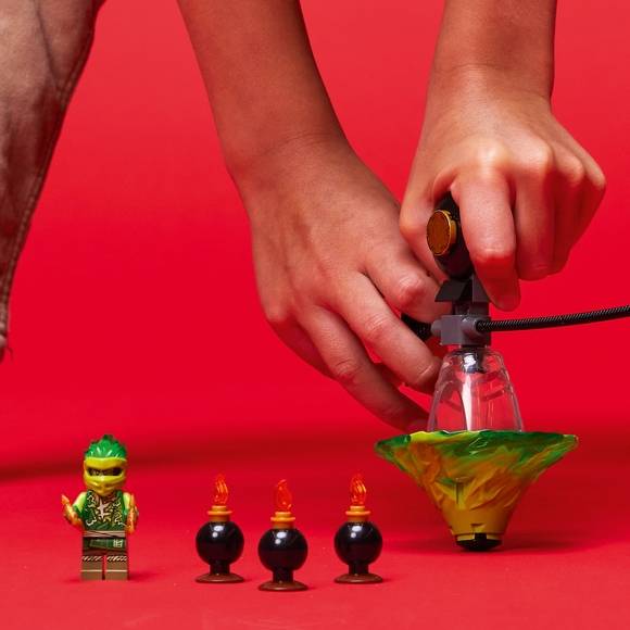 LEGO NINJAGO Szkolenie wojownika Spinjitzu Lloyda 70689