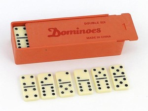 Domino w pudełku