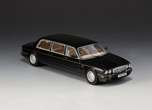 Jaguar XJ (X308) Limousine Wilcox Skala 1:43