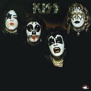 Kiss (vinyl)